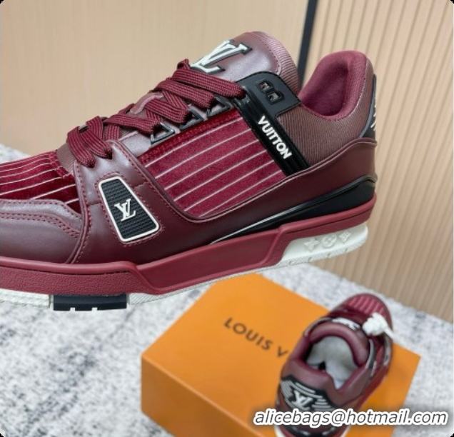 Pretty Style Louis Vuitton LV Skate Sneaker in Beige Mix of Materials LV073107 Burgundy 2026