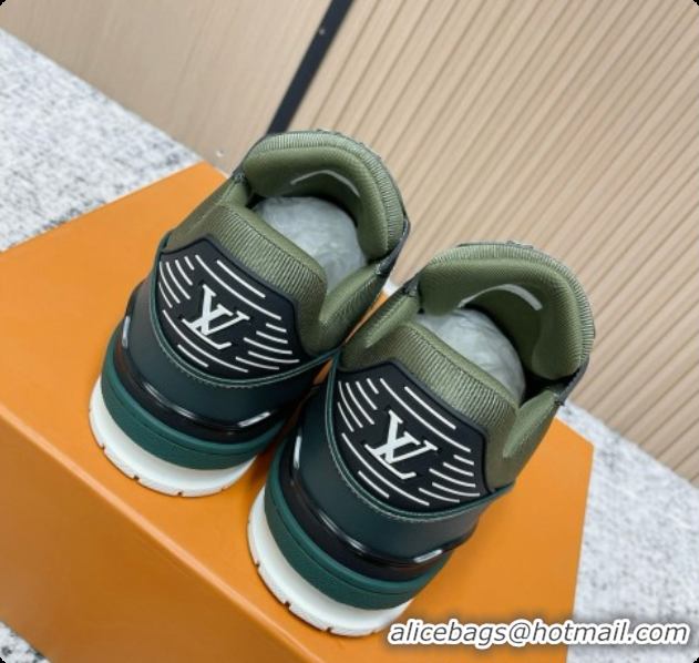 Popular Style Louis Vuitton LV Trainer Sneaker in Beige Mix of Materials LV073109 Green 2026