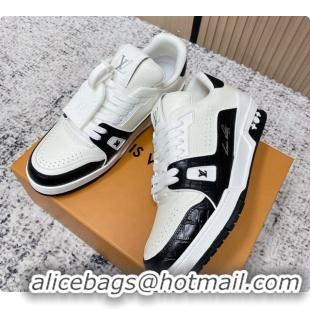 Luxury Louis Vuitton Louis Vuitton LV Trainer Sneakers in Leather LV073121 White/Black 2026