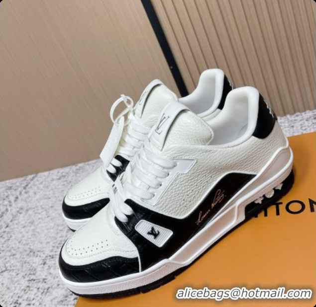 Luxury Louis Vuitton Louis Vuitton LV Trainer Sneakers in Leather LV073121 White/Black 2026
