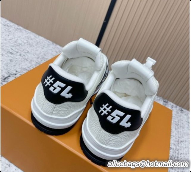 Luxury Louis Vuitton Louis Vuitton LV Trainer Sneakers in Leather LV073121 White/Black 2026