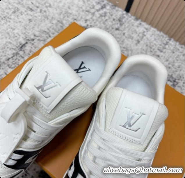 Luxury Louis Vuitton Louis Vuitton LV Trainer Sneakers in Leather LV073121 White/Black 2026