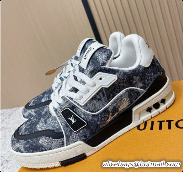 Popular Style Louis Vuitton Louis Vuitton LV Trainer Sneakers in Mix of Materials LV073125 Grey 2026