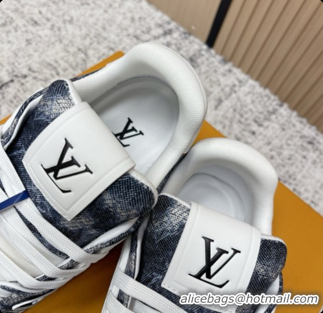 Popular Style Louis Vuitton Louis Vuitton LV Trainer Sneakers in Mix of Materials LV073125 Grey 2026