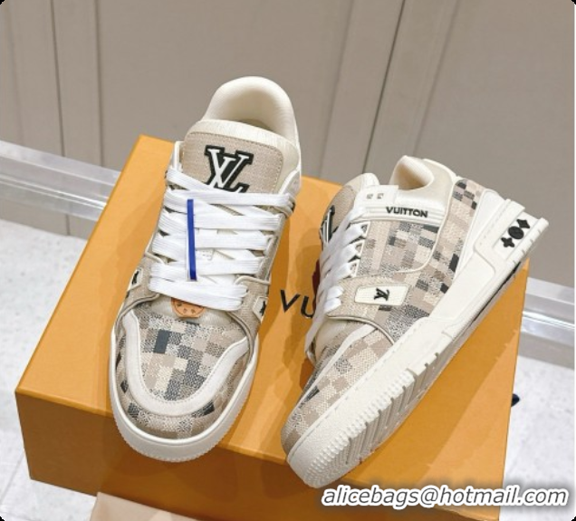 Pretty Style Louis Vuitton LV Trainer Sneakers in Mix of Materials LV073132 Pink 2026