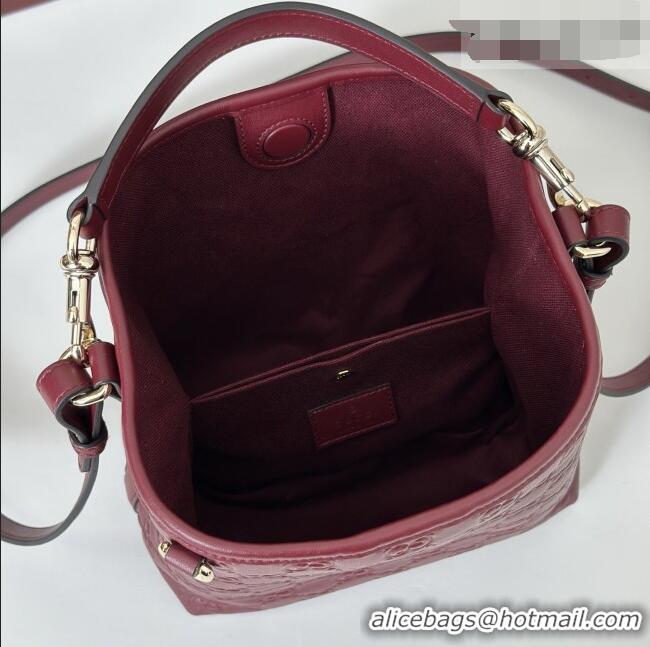 Good Taste Gucci GG Leather Emblem Small Bucket Bag 815118 Burgundy 2026