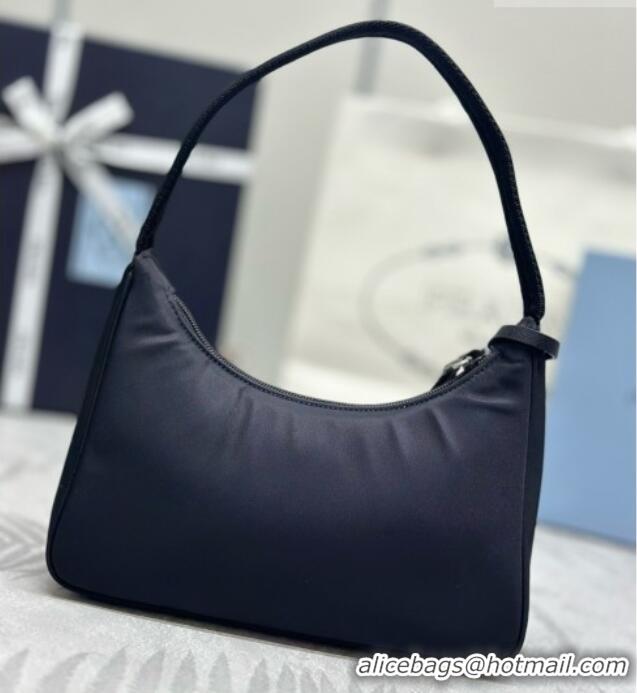 Luxurious Prada Re-Nylon Re-Edition 2000 Mini-bag 1NE515 Black/Silver 2026