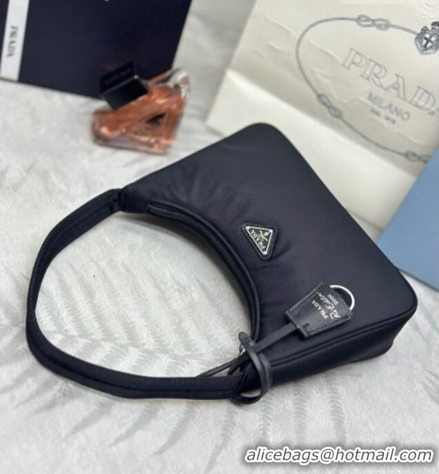 Luxurious Prada Re-Nylon Re-Edition 2000 Mini-bag 1NE515 Black/Silver 2026