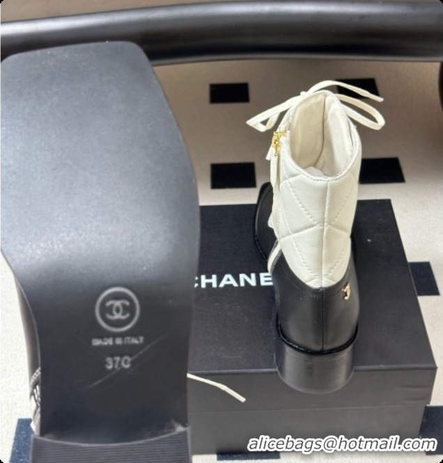 Unique Style Chanel Calfskin & Lambskin Laced-up Ankle Boots CH090931 White/Black 2026