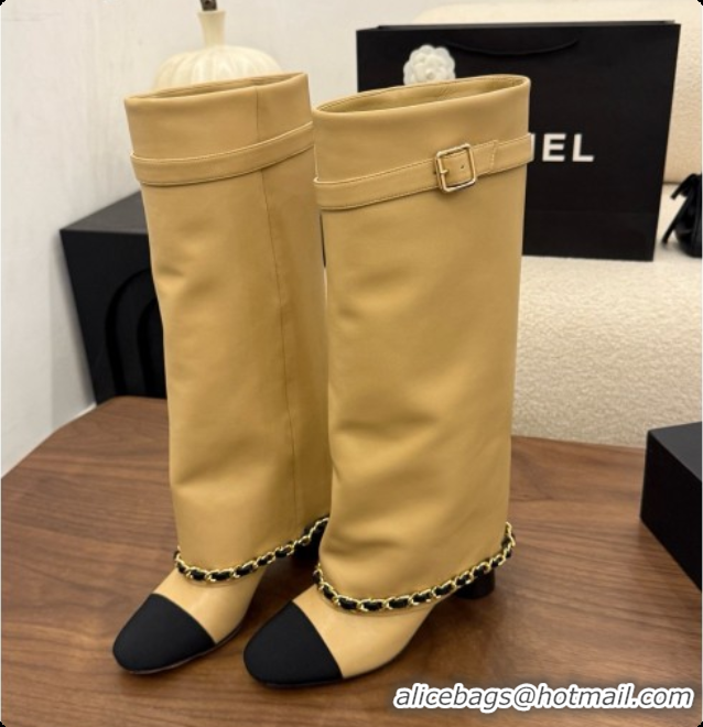 Good Quality Chanel High Boots in Smooth Calfskin with Chain CH090938 Beige 2026