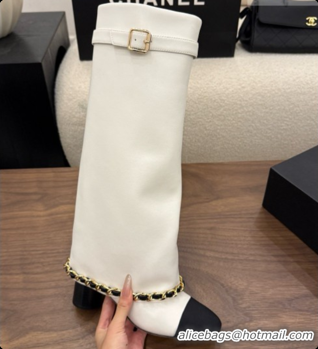 Good Quality Chanel High Boots in Smooth Calfskin with Chain CH090939 White 2026