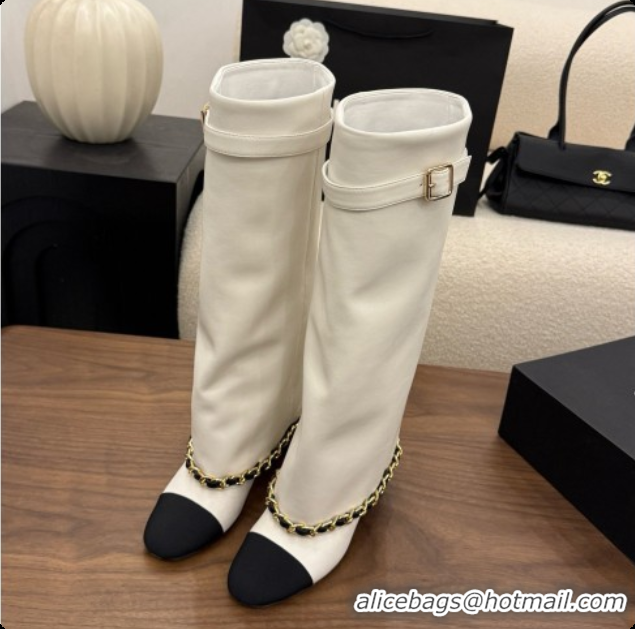 Good Quality Chanel High Boots in Smooth Calfskin with Chain CH090939 White 2026