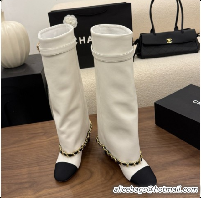 Good Quality Chanel High Boots in Smooth Calfskin with Chain CH090939 White 2026
