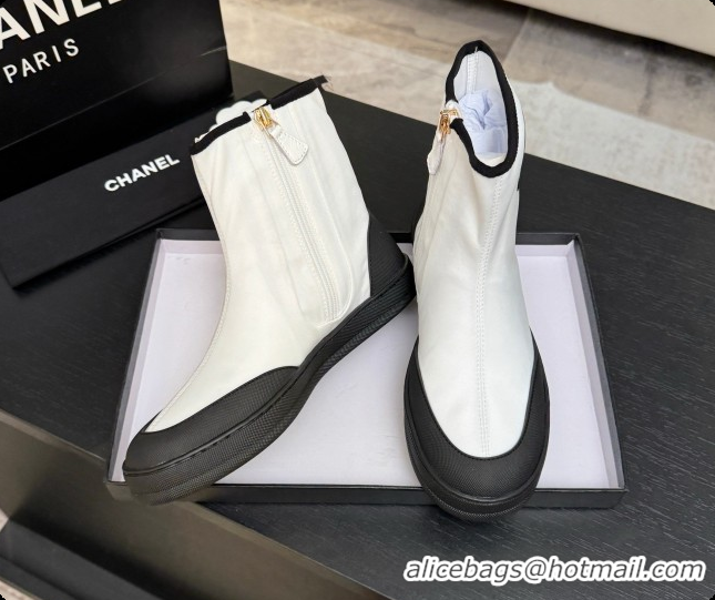 Duplicate Chanel Short Boots in Mixed Fibers & Rubber G47141 White & Black 2026