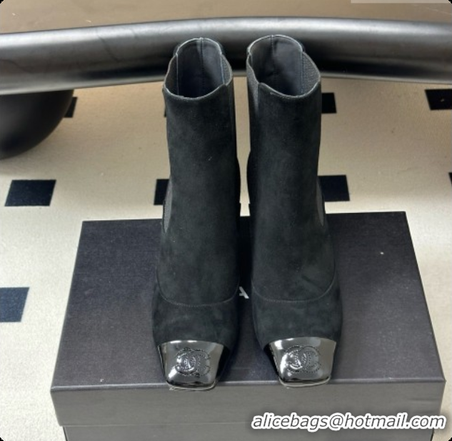Chanel Ankle Boots in Suede & Patent Leather 6.5cm Heel CH090966 Black 2026