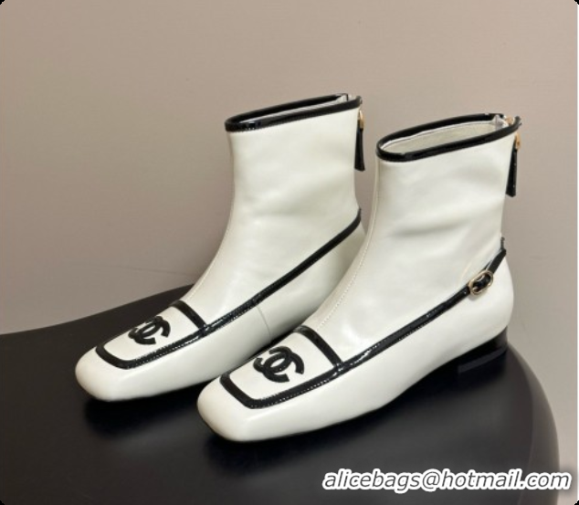 Buy Discount Chanel Short Boots in Lambskin & Patent Leather CH090979 White 2026