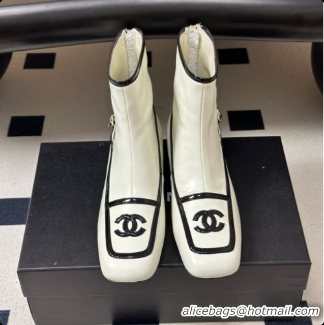 Buy Discount Chanel Short Boots in Lambskin & Patent Leather CH090979 White 2026