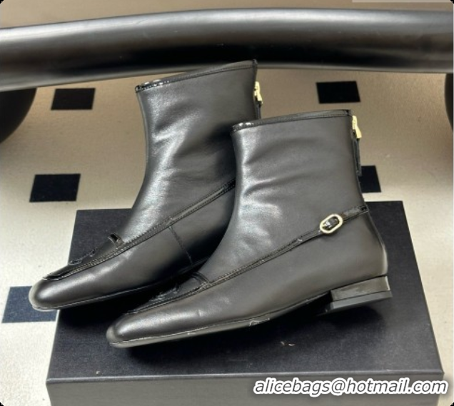 Stylish Chanel Short Boots in Lambskin & Patent Leather CH090981 Black 2026