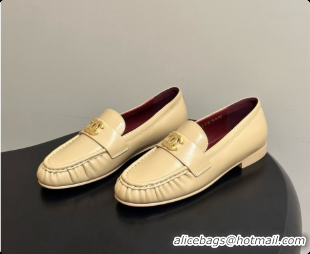 Stylish Chanel Calfskin Moccasins Loafers G47396 CH090985 Beige 2026