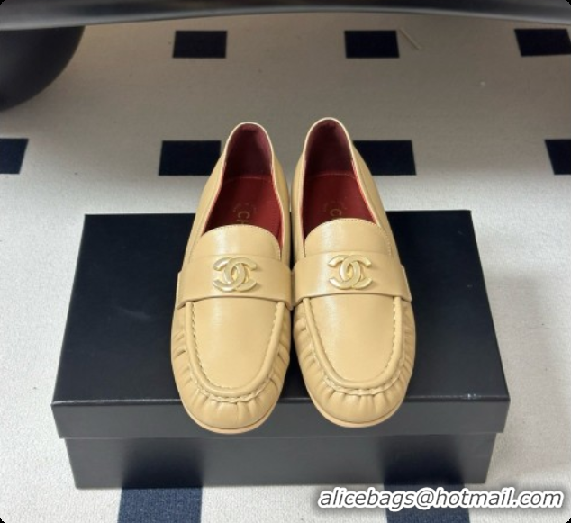 Stylish Chanel Calfskin Moccasins Loafers G47396 CH090985 Beige 2026