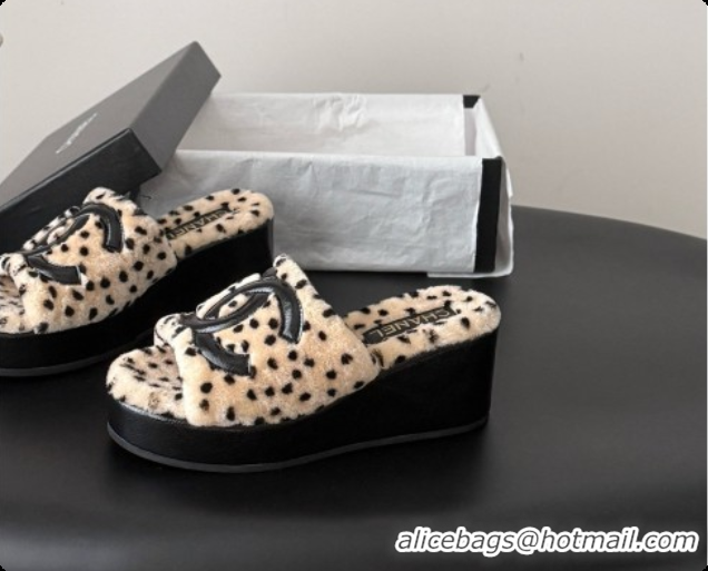 Best Luxury Chanel Fluffy Wedge Sandals CH091003 Beige 2026