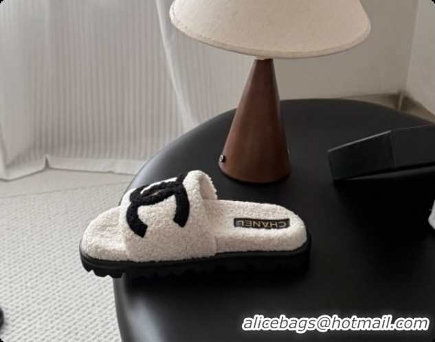 Luxury Cheap Chanel Fluffy Slide Sandals CH091005 White 2026 