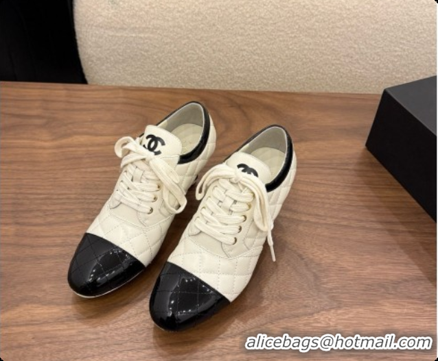 Duplicate Chanel Lace-up Pumps in Calfskin & Patent Leather CH091029 White 2026