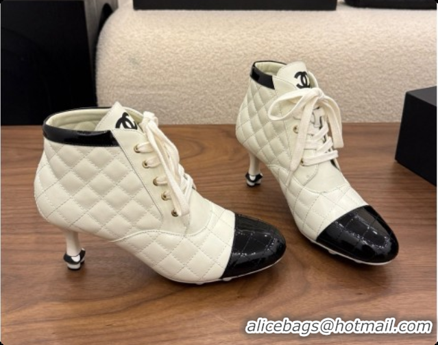 Grade Chanel Lace-up Boots in Calfskin & Patent Leather CH091031 White 2026 