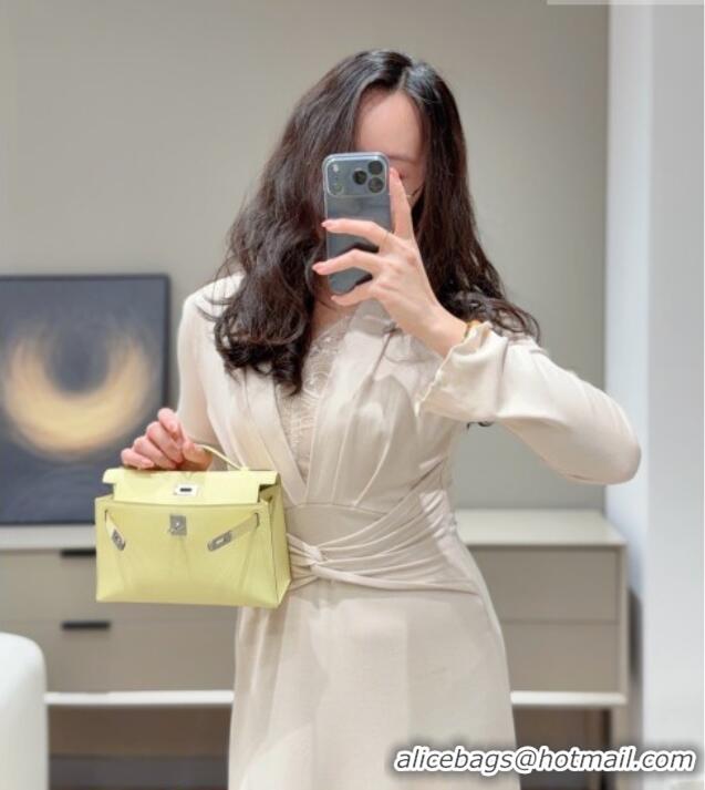 Chic Discount Hermes Kelly Pochette Swift Bag 22cm in Cow Leather 0414 Milton Yellow 2026 (Half Handmade)