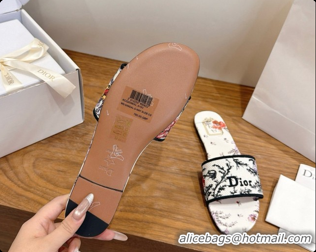 Design Cheap Dior Flat Dway Slide in Lily Embroidered Cotton D080313 2026