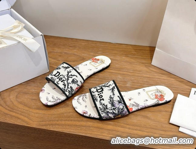 Design Cheap Dior Flat Dway Slide in Lily Embroidered Cotton D080313 2026