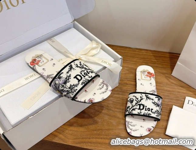 Design Cheap Dior Flat Dway Slide in Lily Embroidered Cotton D080313 2026