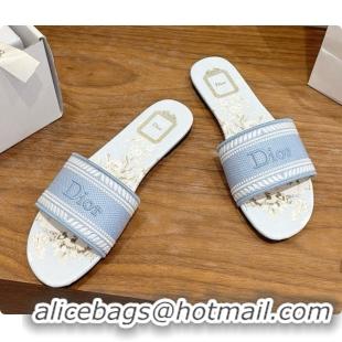 Super Quality Dior Flat Dway Slide in Lily Embroidered Cotton D080314 Blue 2026