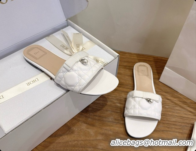 Best Quality Dior Quilted Cannage Lambskin Slide with Pearl D091119 White 2026