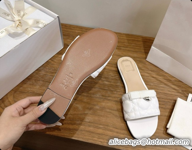 Best Quality Dior Quilted Cannage Lambskin Slide with Pearl D091119 White 2026