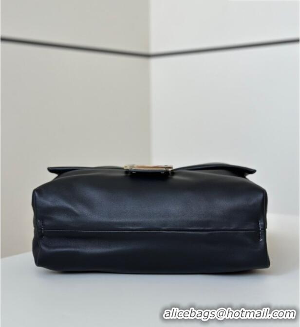 Grade Design Fendi Mamma Baguette Large Bag in Nappa Leather 8677L Black 2026