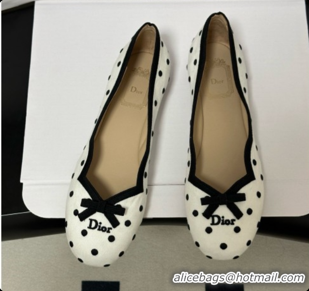 Good Quality Dior Romance Ballet Flat in White Cotton Embroidered with Black PolkaDior Motif 6091158 2026