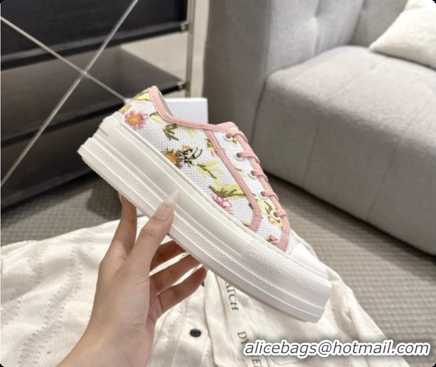 Top Quality Dior Walk'n'Dior Platform Sneaker in White Cotton Embroidered with Multicolor Daisy Garden Motif 6091173 202