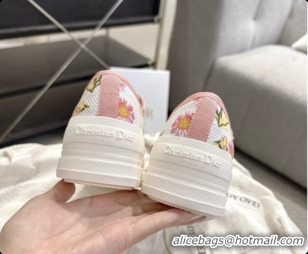 Top Quality Dior Walk'n'Dior Platform Sneaker in White Cotton Embroidered with Multicolor Daisy Garden Motif 6091173 202