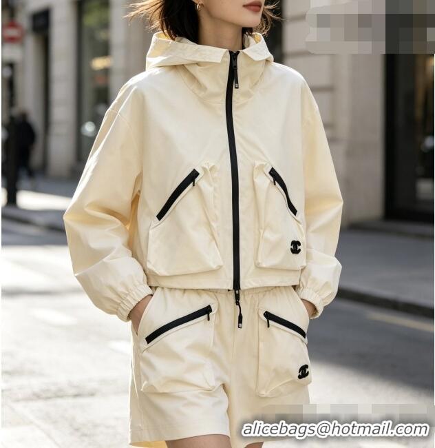 Reasonable Price Chanel Jacket CH090757 Beige 2026