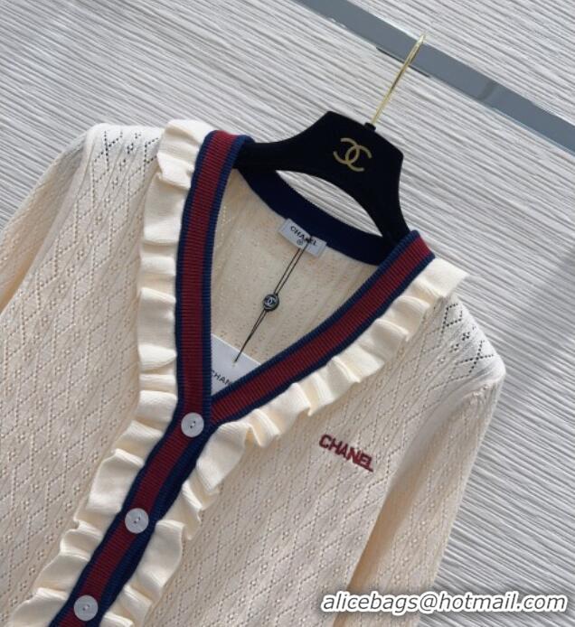 Well Crafted Chanel Wool Cardigan CH090767 Beige 2026