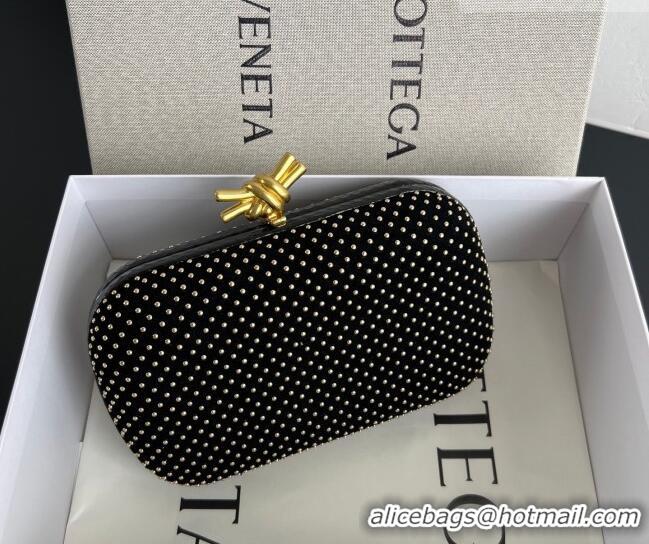 Famous Brand Bottega Veneta Classic Knot Clutch in Velvet and Studs BV062501 2026