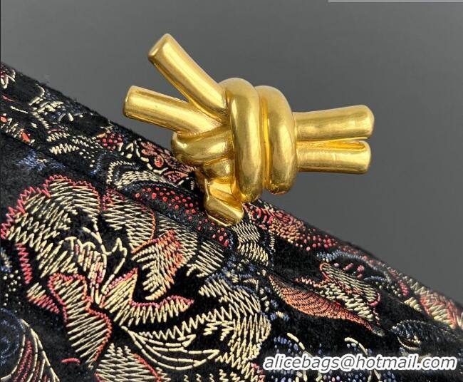 Trendy Design Bottega Veneta Classic Knot Clutch in Jacquard Velvet BV040164 Burgundy/Black 2026