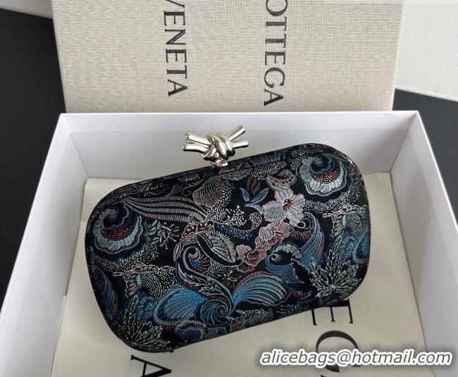 Best Price Bottega Veneta Classic Knot Clutch in Jacquard Velvet BV040162 Blue/Red/Black 2026
