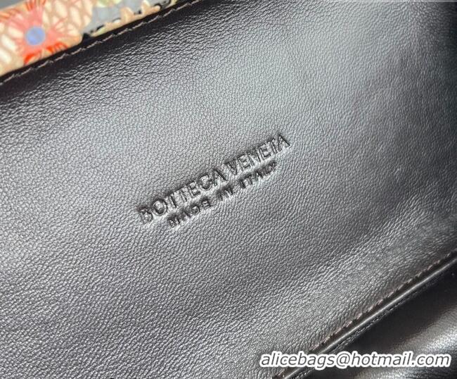 Best Price Bottega Veneta Knot Clutch with Flower Clasp in Leather BV040166 Pink/Orange/Yellow 2026