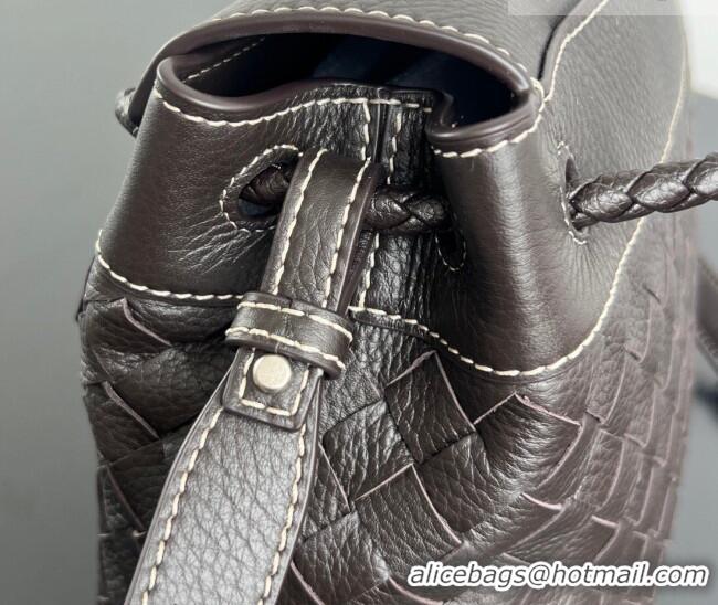 Classic Discount Bottega Veneta Men's Small Andiamo Messenger Bag in Intrecciato Grained Leather 815781 Fondant Brown 20