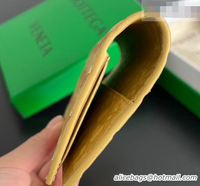 Best Quality Bottega Veneta Intrecciato Leather Passport Case 749954 Gold 2026