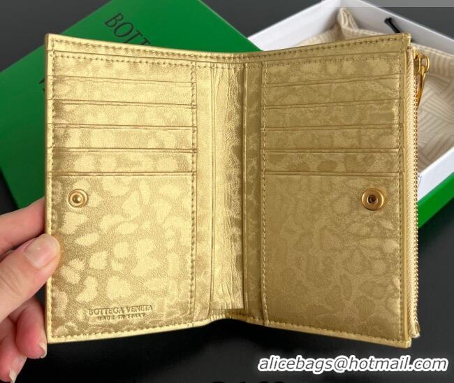 Good Quality Bottega Veneta Medium Bi-Fold Wallet in Intrecciato Leather 667468 Frog Gold 2026