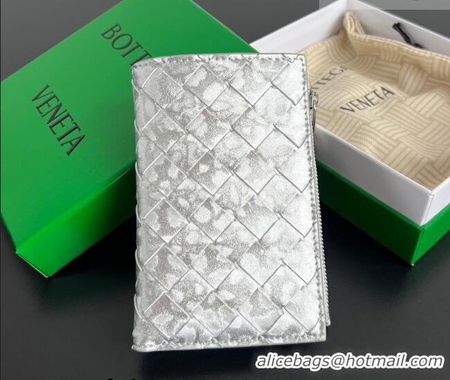 Top Grade Bottega Veneta Medium Bi-Fold Wallet in Intrecciato Leather 667468 Frog Silver 2026