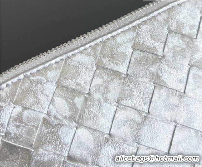 Good Taste Bottega Veneta Intrecciato Lamina Satin Leather Beauty Pouch 764044 Silver 2026
